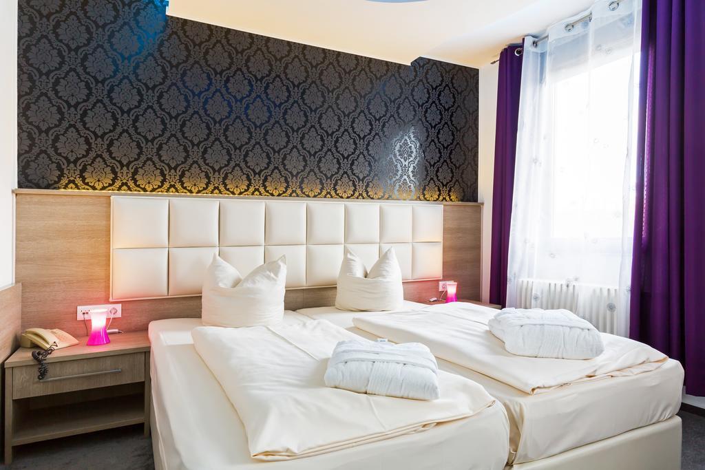 Bavaria Hotel Muenchner Hof Superior สตุตการ์ต ห้อง รูปภาพ