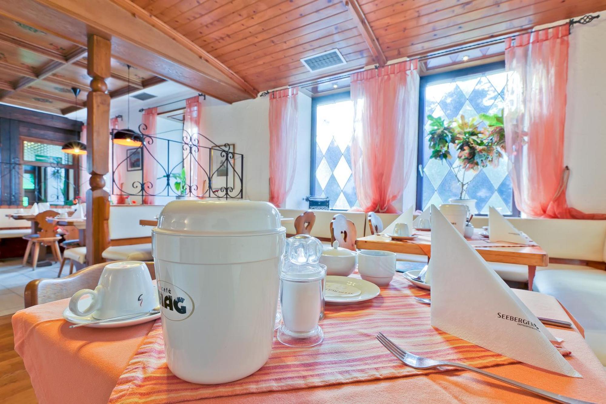 Bavaria Hotel Muenchner Hof Superior สตุตการ์ต ภายนอก รูปภาพ