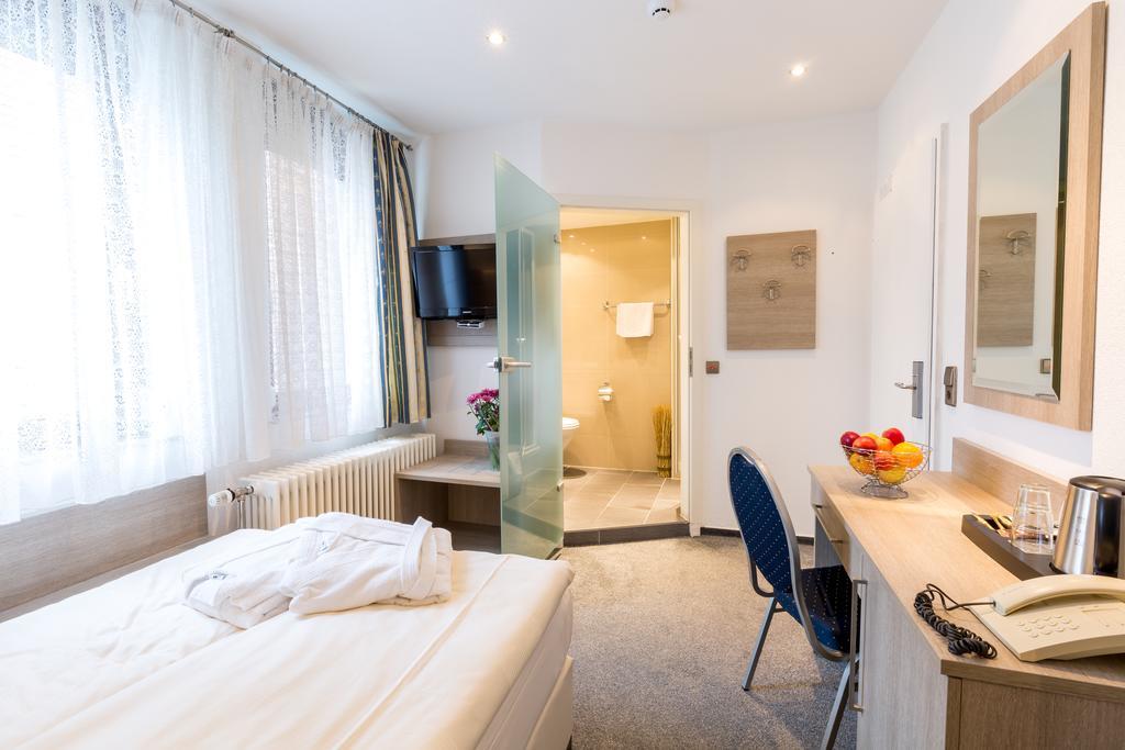 Bavaria Hotel Muenchner Hof Superior สตุตการ์ต ภายนอก รูปภาพ